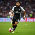 Andrew Abbott dribbling the ball in a Beşiktaş jersey