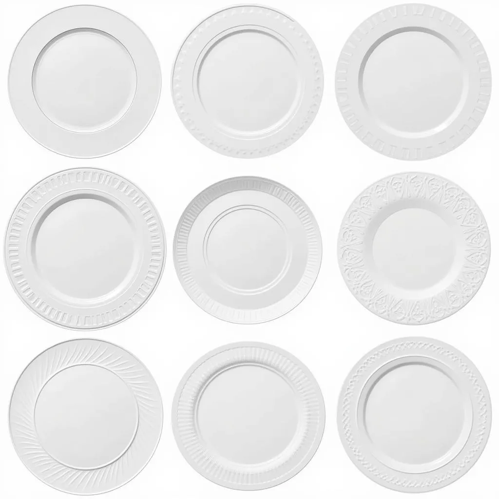 Various Styles of Clear Plastic Charger Plates