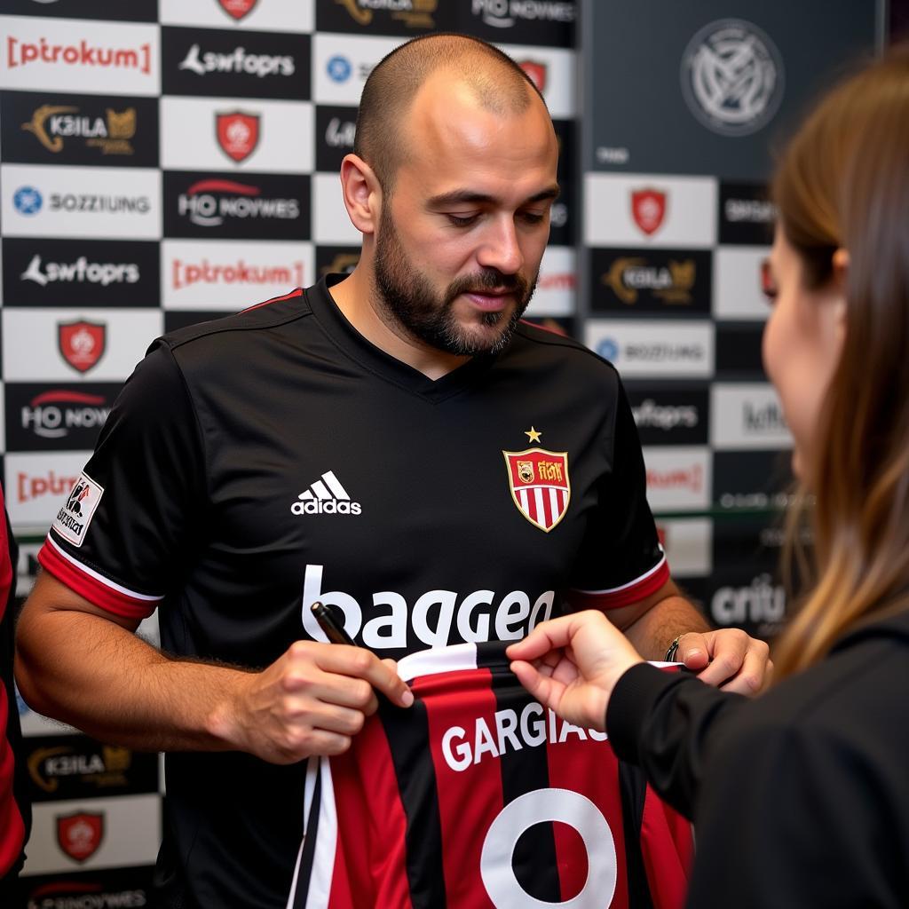 Jeff Garcia signing a Beşiktaş jersey for a fan