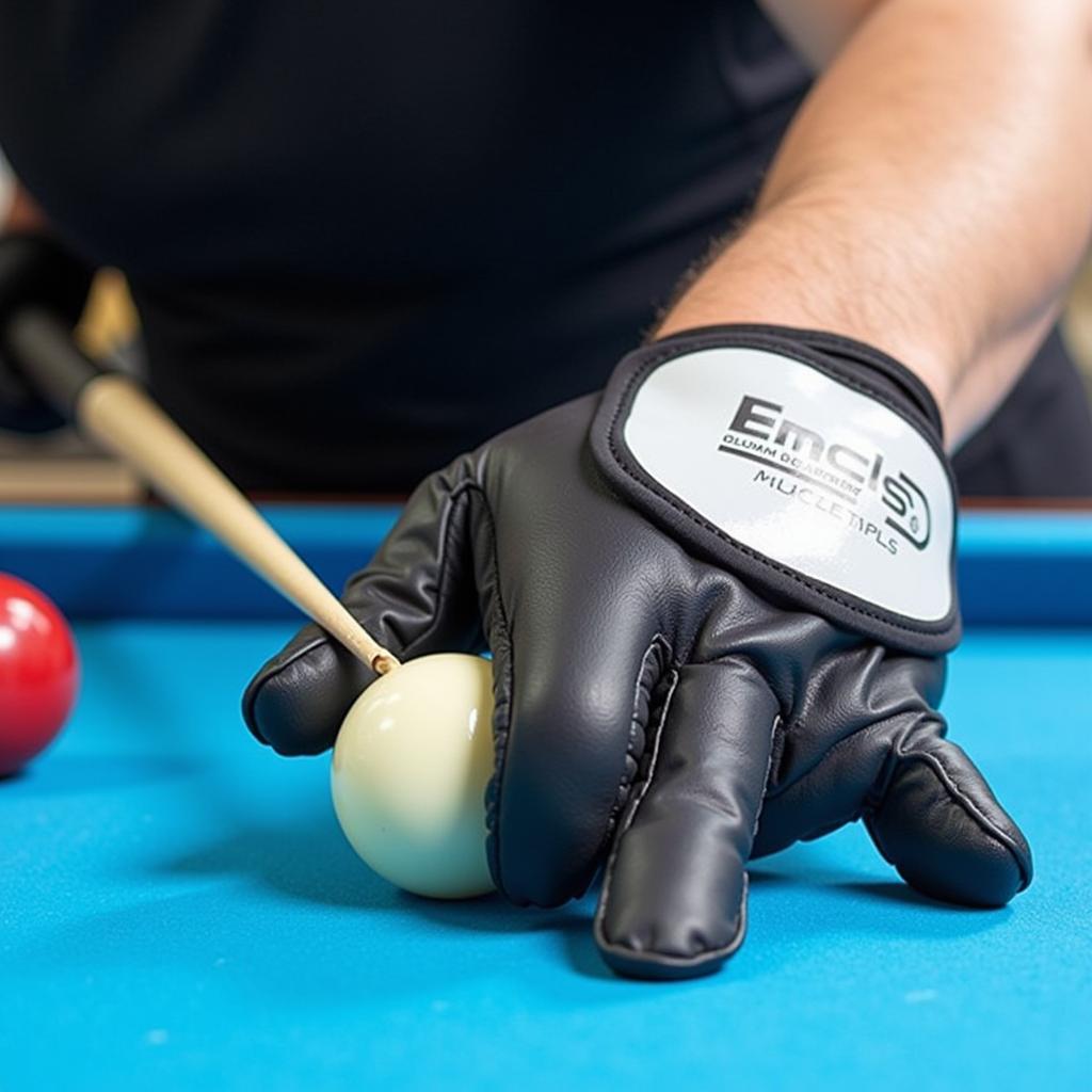 Proper Fit for a Left Handed Pool Glove